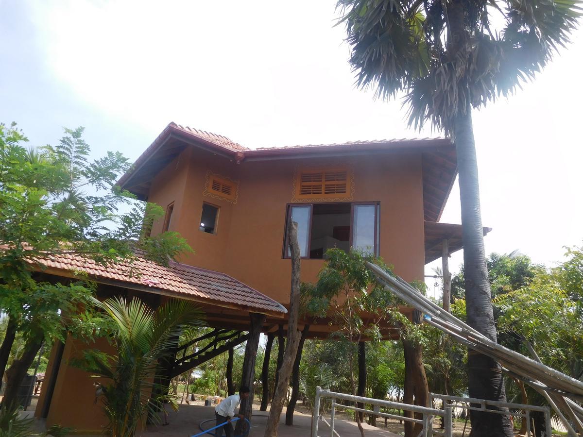 Light House Beach Hut Komari 外观 照片